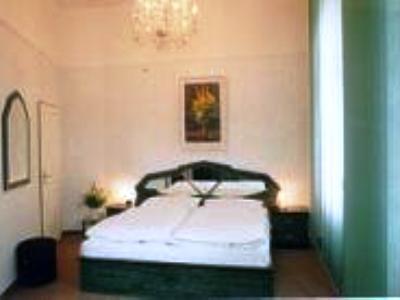 Krivan Hotel カルロヴィ・ヴァリ エクステリア 写真